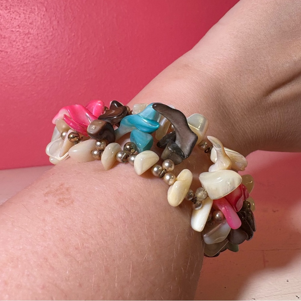 Vintage Colorful Beaded Women's Shell Bracelet Mother of Pearl Made in Japan GUC - Picture 6 of 6